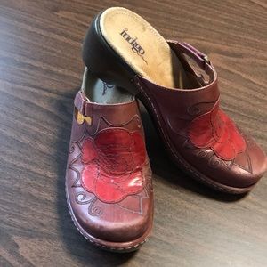 Indigo by Clark’s clogs